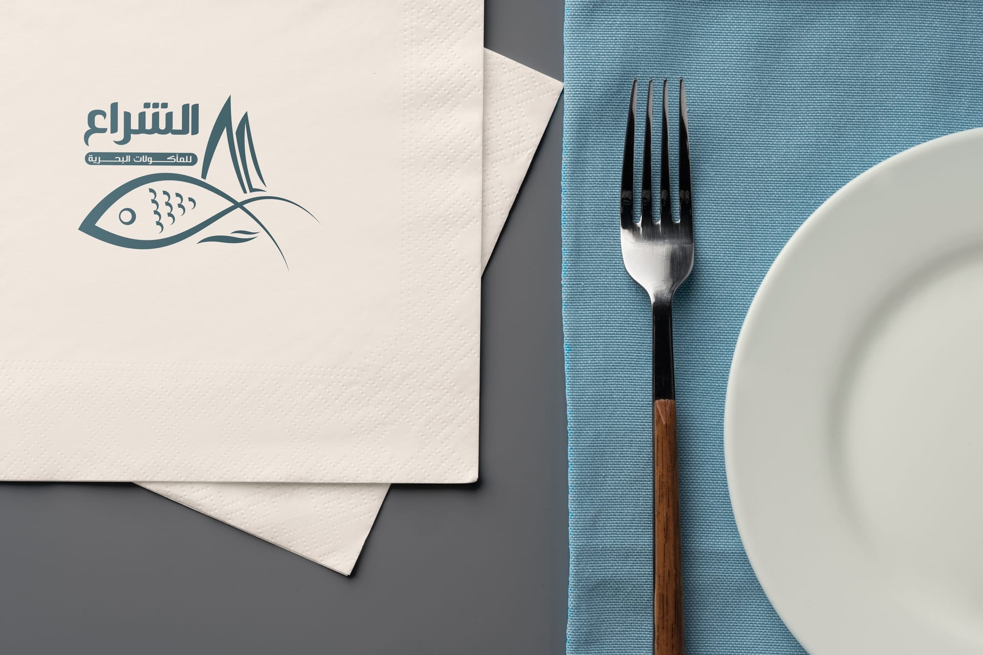 ابتكار وتصميم شعار ومجسمات مطعم الشراع للمأكولات البحرية (Al Shiraa Seafood Restaurant) - لوحة 6